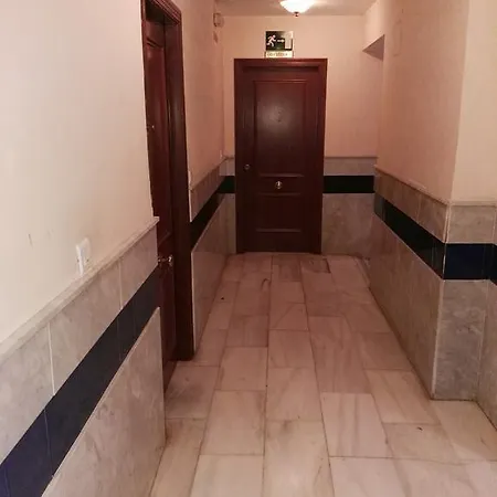 Madre De Dios V Apartment Malaga